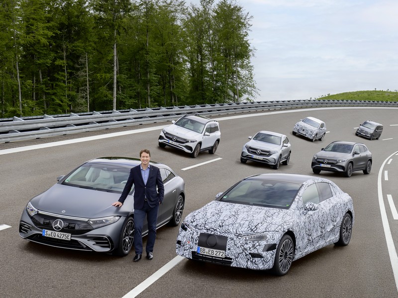 Mercedes-Benz přidal plyn v cestě k elektromobilitě